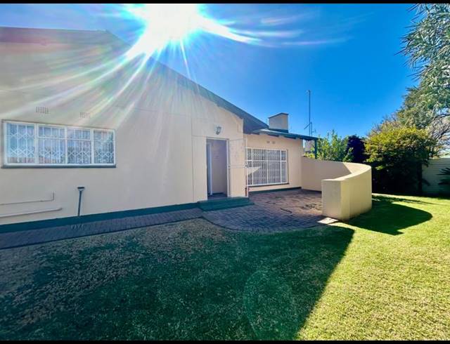 3 BEDROOM HOUSE FOR SALE IN VANDERBIJLPARK SE 1